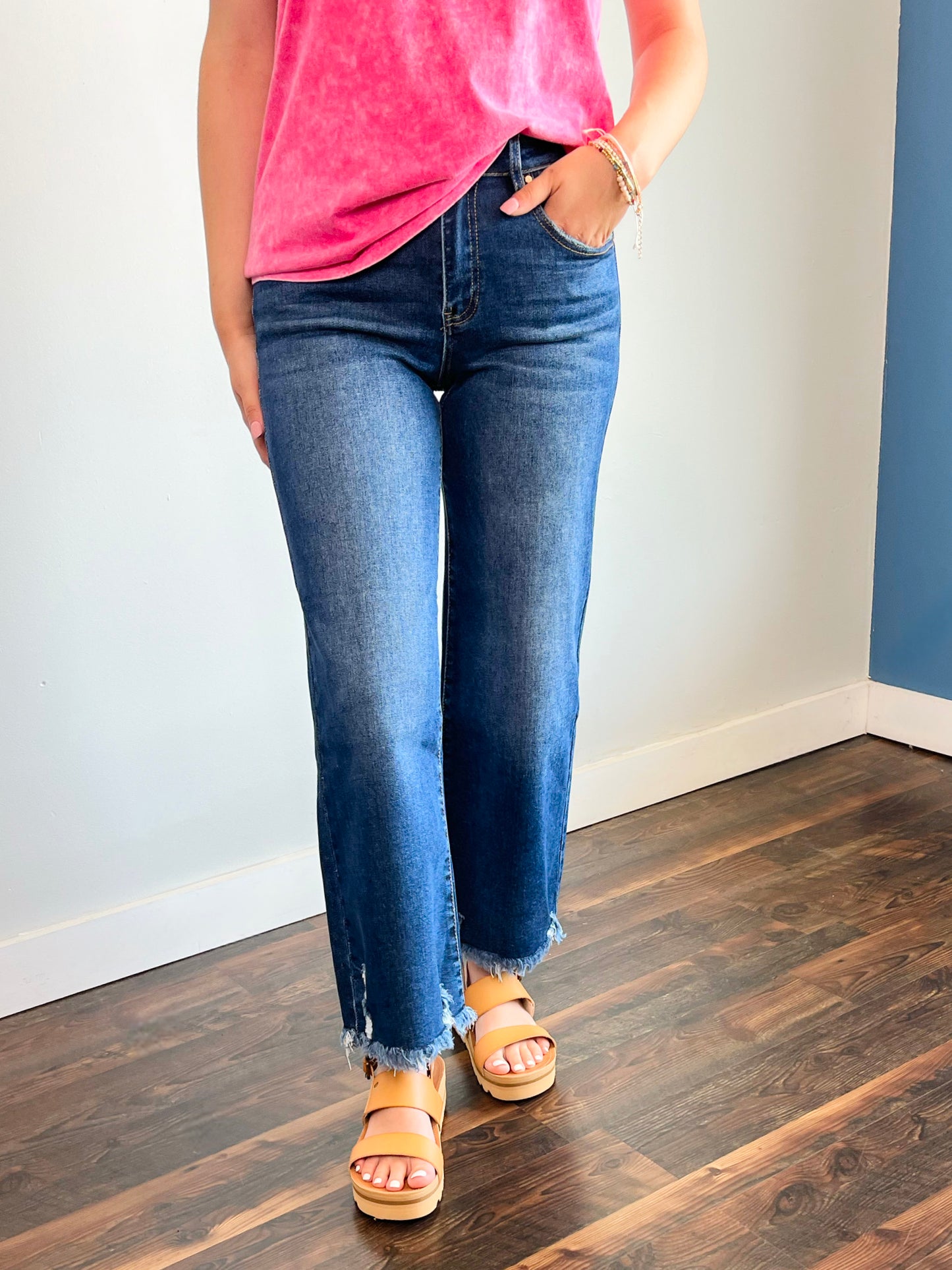 Bentley Crop Wide Leg Risen Jeans | Dark