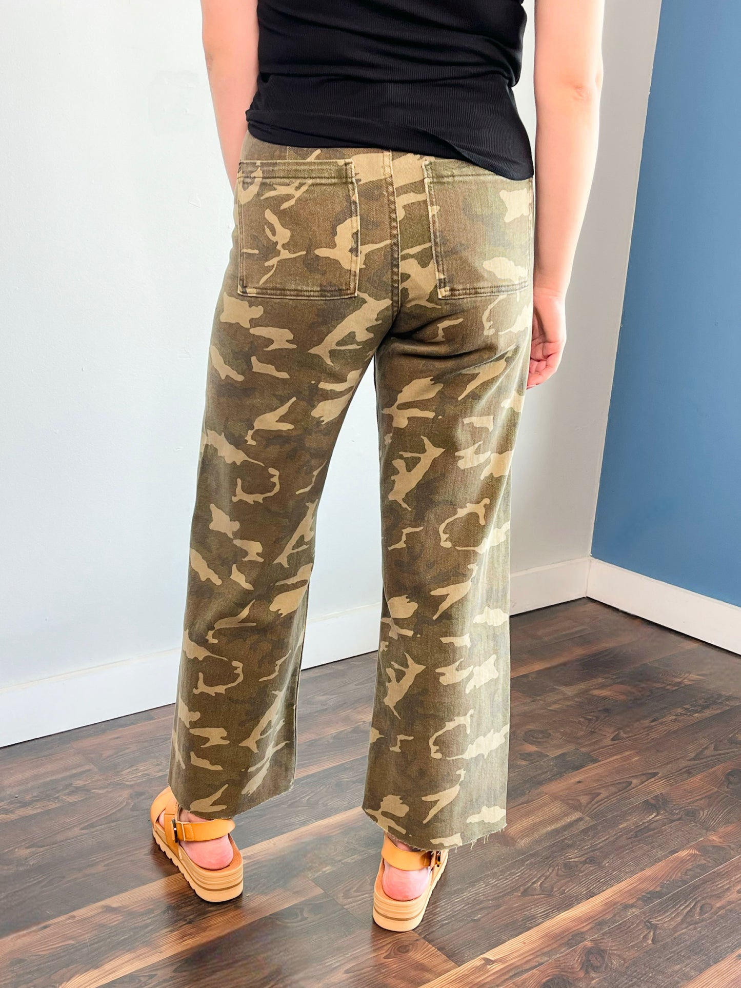 Breckett Camouflage Raw Hem Denim Pants