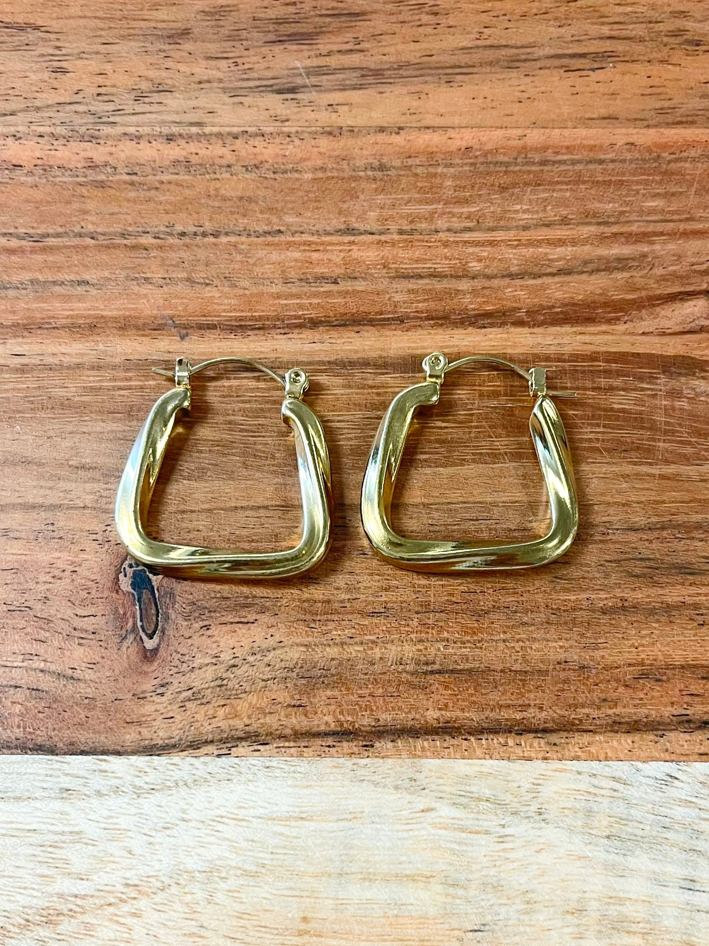 Murphy Trapezoid Hoop Earrings