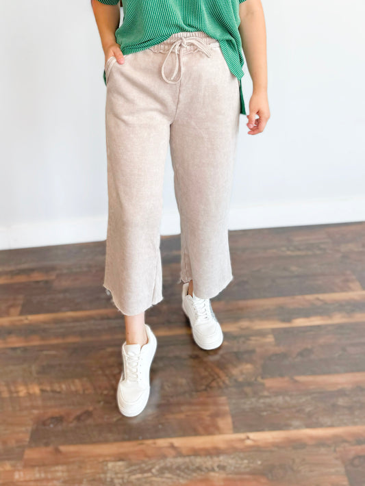 Amberly Fleece Cropped Sweatpants | Ash Mocha