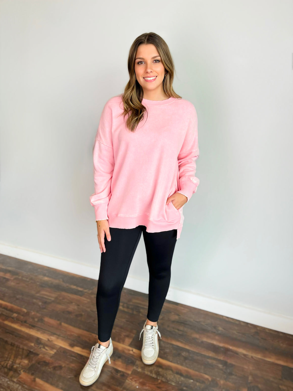 Halle Acid Wash High-Low Hem Pullover | Dark Pink