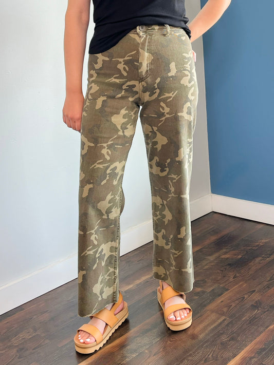 Breckett Camouflage Raw Hem Denim Pants