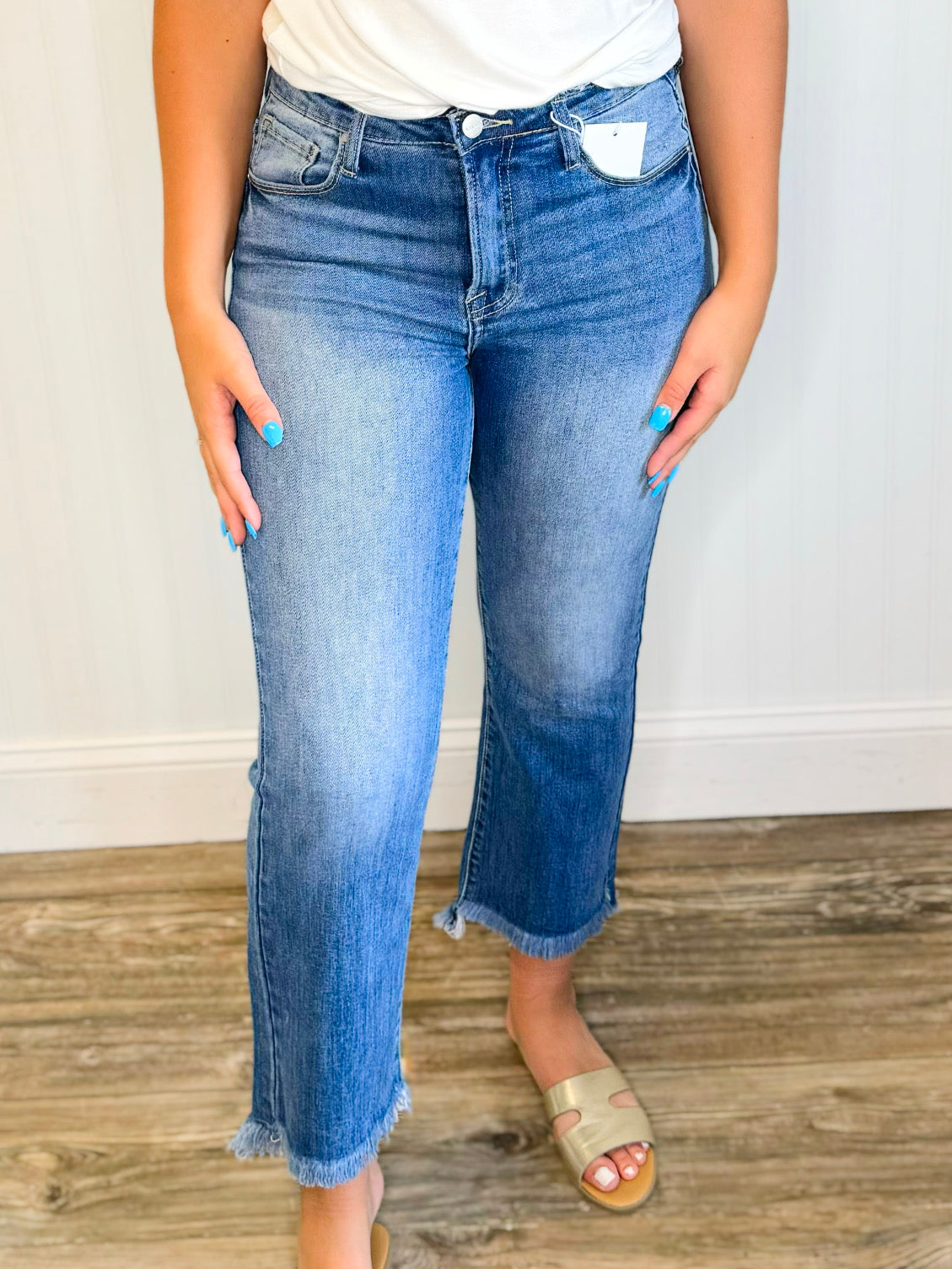 Ashley Frayed Hem Cropped Jeans | Medium