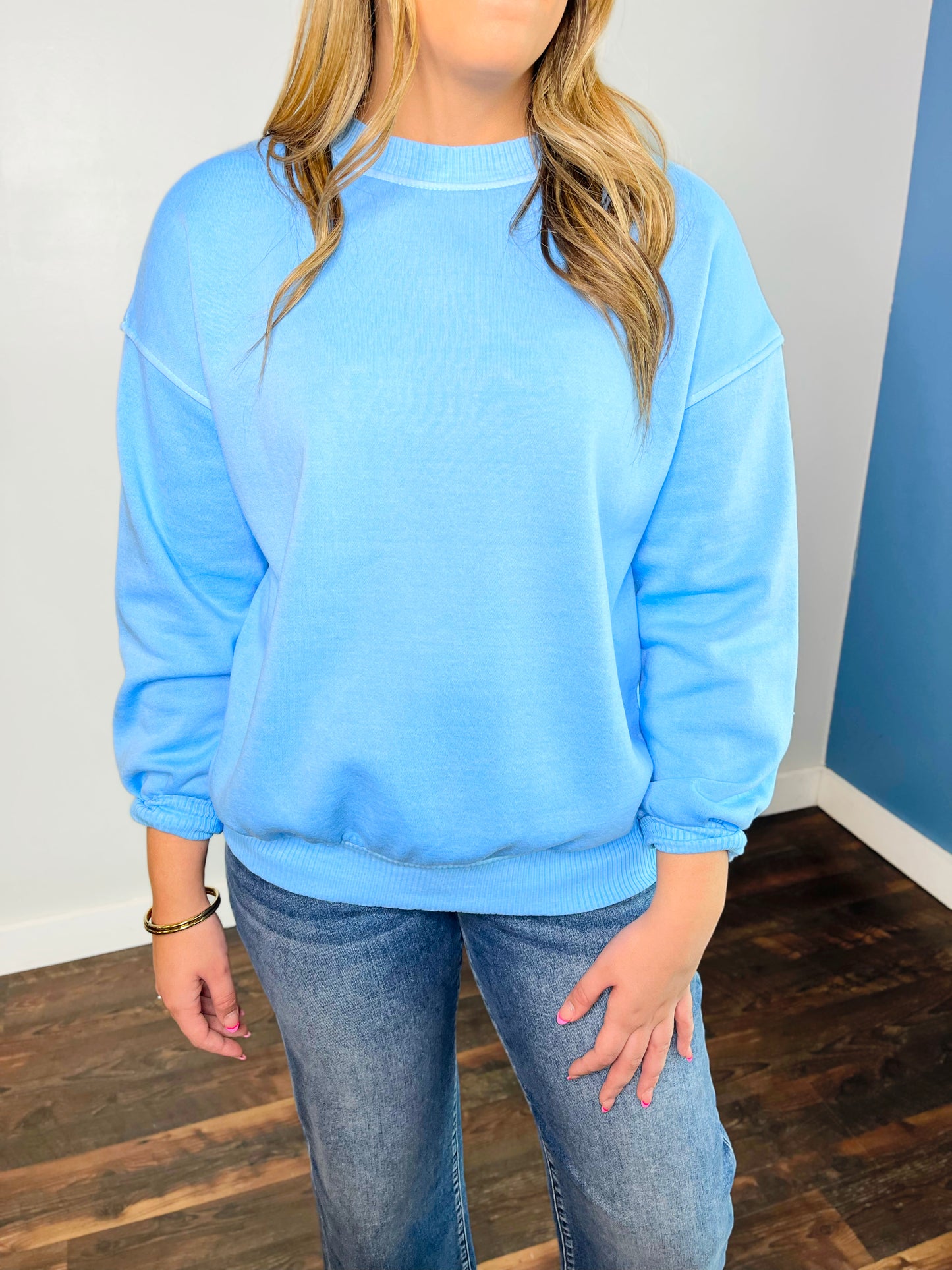 Flynn Pigment Dyed Fleece Sweatshirt | Sky Blue