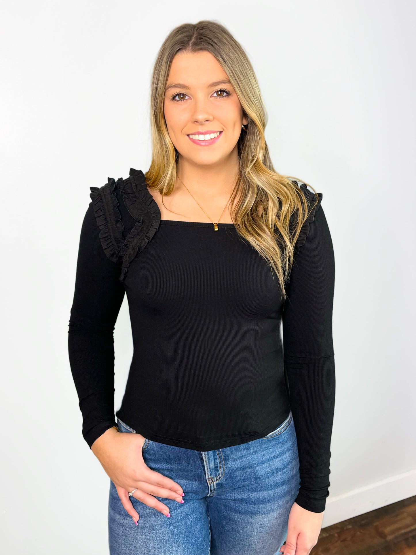 Raven Ruffle Shoulder Top | Black